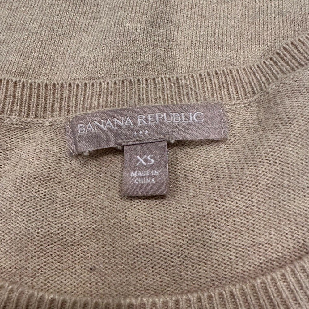 Banana Republic sequined lightweight sweater - Picture 5 of 5